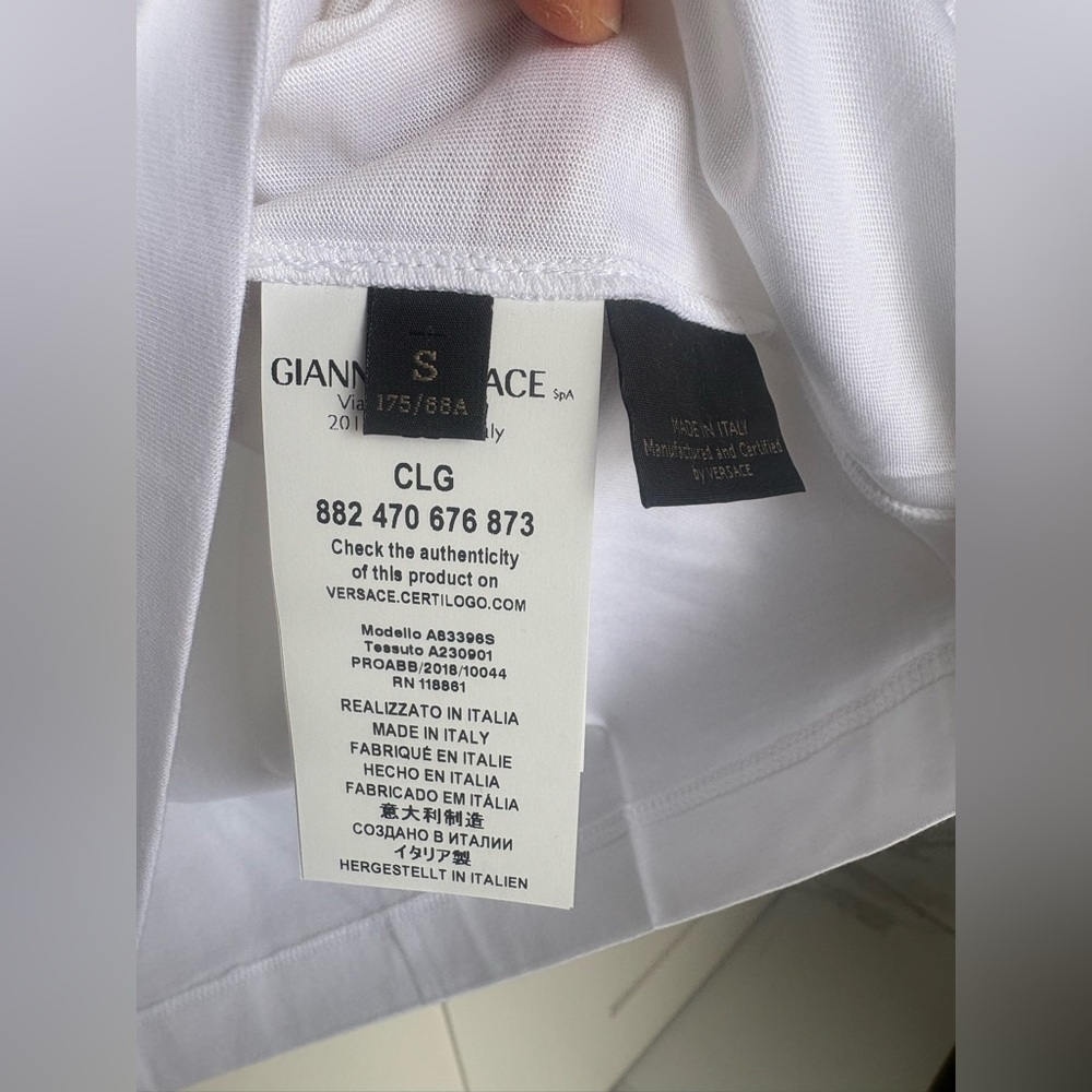 Authentic Versace White Short Sleeve Tee - Picture 4 of 5
